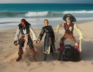 Pirates Of The Caribbean Captain Jack Sparrow, Elizabeth Swann 3.5” Zizzle. - Picture 1 of 8