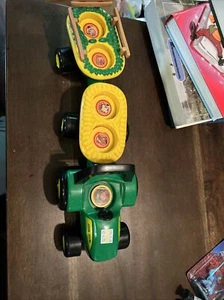 TOMY John Deere Animal Sounds Hayride Preschool Toy (No Animals Or Driver) Works - Picture 1 of 4