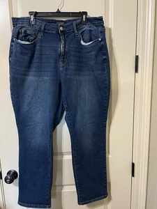 Judy Blue Women's Size 22W 38x287 Relaxed Fit High-Rise Jeans - Picture 1 of 6