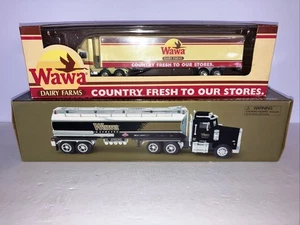 Par de cisternas de juguete de gasolina WAWA 1ª en serie y 18 ruedas fundidas a presión NUEVO DE COLECCIÓN - Imagen 1 de 6