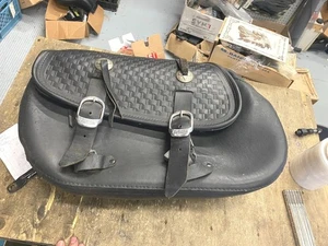 Heritage Springer Softail Saddlebag FLSTS OEM Factory Harley Black Leather - Picture 1 of 11