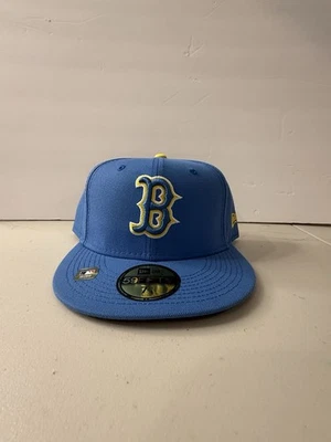 New Era Boston Red Sox “Boston Strong” Sombrero Ajustado 7 3/4 Nuevo Foto 1 de 4