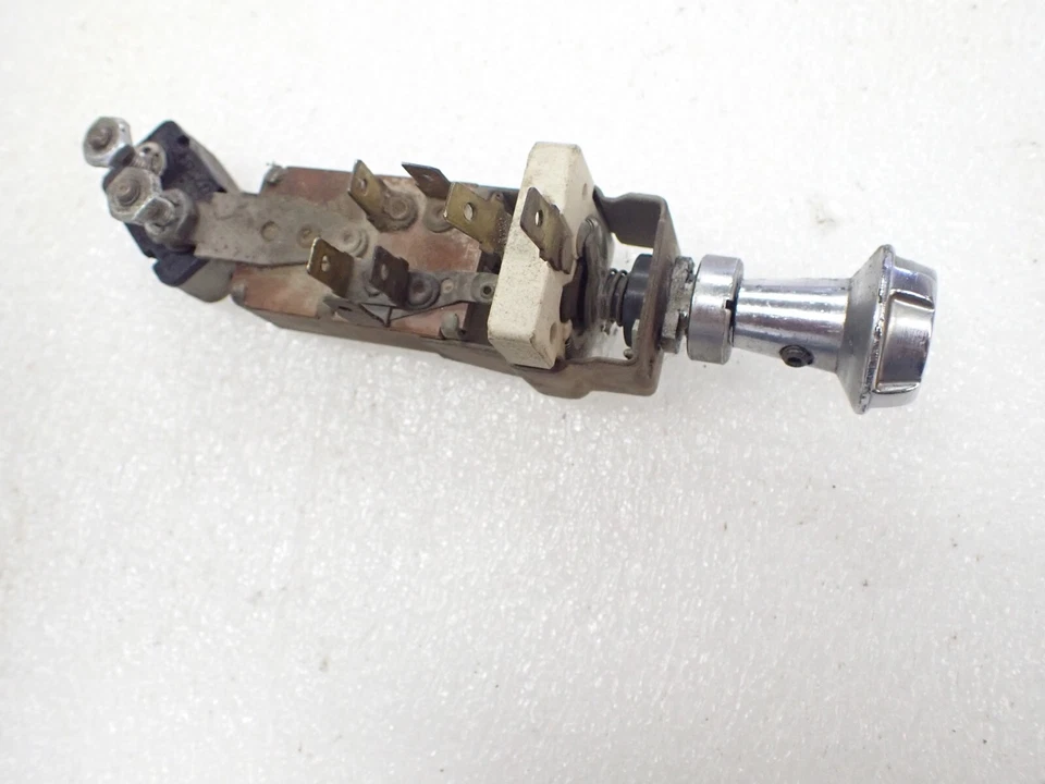 Interruptor de faros International Scout 80 800 1960-1971 con perilla IH original Foto 1 de 3