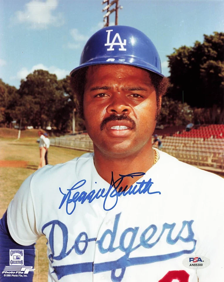 雷吉·史密斯道奇队签名 8 x 10 照片亲笔签名 PSA/DNA AN85300 — 第 1/1 张图片