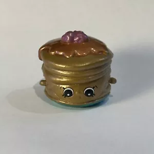 Shopkins Season 6 Berry Sweet Pancakes #6-050 Dazzling Golden Brown ULTRA RARE - Picture 1 of 4