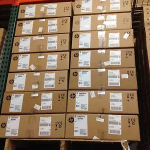 668813-001 HPE DL360e Gen8 E5-2403 1P 4GB HTPLG SAS 8 SFF 2.5" Server HPE RENEW - Picture 1 of 4