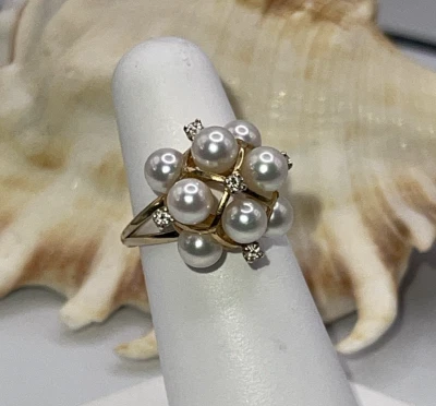 18kt Yellow Gold Pearl Cluster w/ Diamond Accent Sz 5.25 - Image 1 of 4