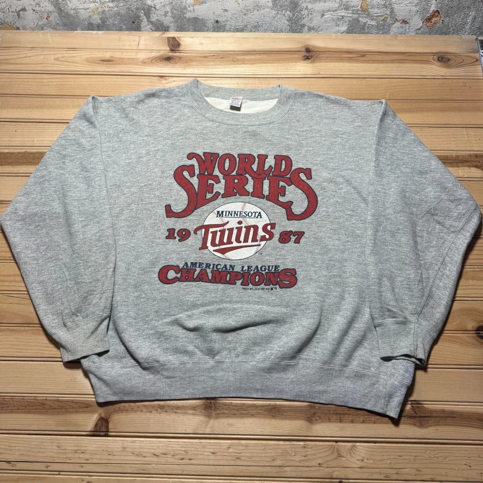 Vintage 1987 Minnesota Twins MLB American League Champions Sweatshirt - Size XL - Image 1 of 4