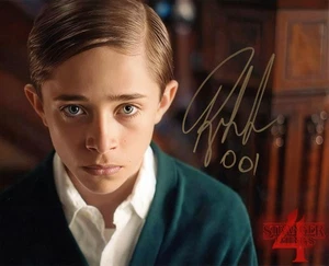 Raphael Luce Foto Autografata Signed Photo PROOF Stranger Things (Season 4) - Foto 1 di 3