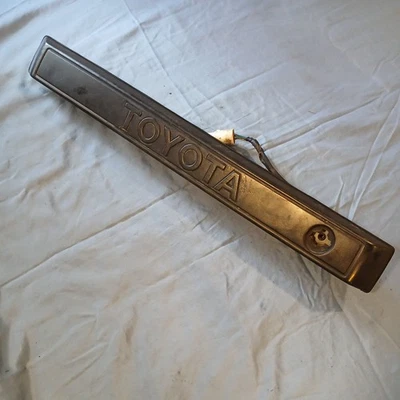 1984-1989 Toyota 4Runner Tailgate Bezel Plate Light Housing Tag License OEM - Image 1 of 4