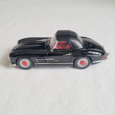 Corgi 1:43 (?) Mercedes-Benz 300SL Roadster (no packaging) - Image 1 of 4