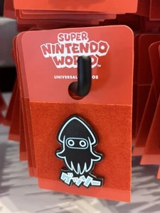 Universal Studios Epic Universe Super Nintendo World Squid Blooper Pin - Picture 1 of 1