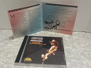 Merle Haggard - Greatest Hits: Finest Performances CD Signed - Picture 1 of 4