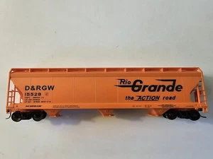 ACCURAIL HO Kit ACF 3 Bay Covered Hopper D&RGW Rio Grande #15528 - Picture 1 of 7
