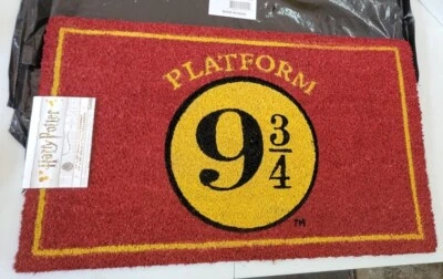 Felpudo Harry Potter Plataforma 9 3/4 17"x 29" con alfombrilla antideslizante para puerta trasera Foto 1 de 4
