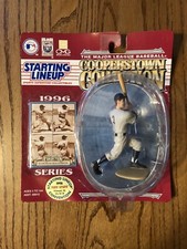 1995 Starting Lineup SLU Action Figure Harmon Killebrew - Cooperstown Collection