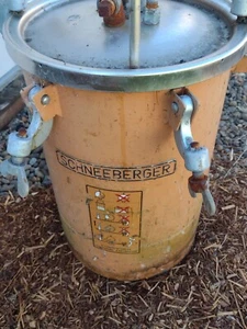 TANQUE DE PINTURA VINTAGE DE CERCA DE 3 GALONES DE CAPACIDAD USADO LIMPIO 🙂 BARATO 🙂 aspecto - Imagen 1 de 2