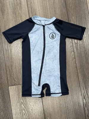 Fato de mergulho Volcom Baby Rashguard - UPF 50+ uma peça manga curta 18 meses - Imagem 1 de 4
