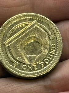 Reino Unido | Moneda de 1 libra | Puente Arco Egipcio - Imagen 1 de 12