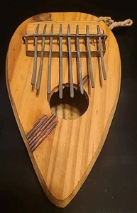 Piano rústico tallado a mano calabaza 8 teclas pulgar "Kalimba" 8” arte popular - Imagen 1 de 6
