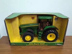 1/16 Ertl Farm Toy John Deere 8520 Tractor European Edition - Picture 1 of 3