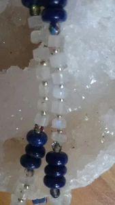 Wunderschöne Heilsteinkette aus Lapislazuli und Mondstein, handmade - Bild 1 von 4