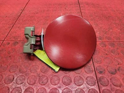 11-23 Mitsubishi Outlander Sport puerta de llenado de combustible aleta de gas roja P26 OEM 5940A143 Foto 1 de 4