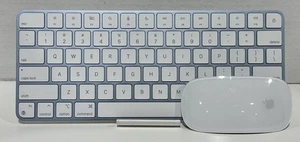Apple A2450 & A1657 Bluetooth Wireless Blau Magic Keyboard und Maus Bundle - Bild 1 von 12