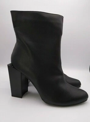 BOTAS ARCO IRIS Talla 7 NEGRAS Súper Altas TACÓN CUADRADO GRUESO IMITACIÓN CUERO Foto 1 de 4