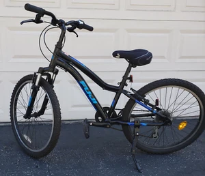Fuji Dynamite 24 kids mountain bike excellent condition, 6 speed, aluminum frame - Picture 1 of 11