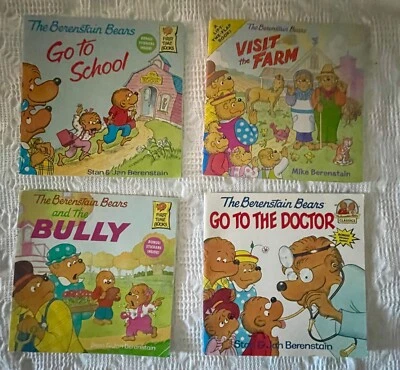 LOT OF 4 BERENSTAIN BEARS Books . Stickers Lift A Flap by Stan & Jan Berenstain  Foto 1 de 4