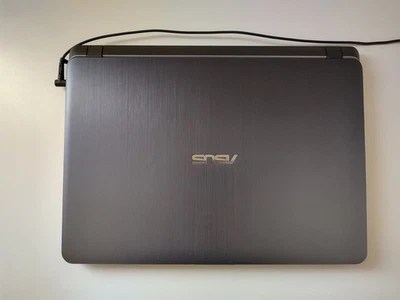 Portátil ASUS X507M | Pantalla: 15,6″ | Memoria: 4 GB DDR4 | 512 Gb SSD - Imagen 1 de 4