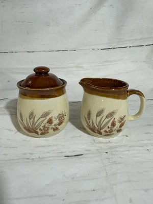 Azúcarero vintage de gres con patrón de trigo con tapa y juego de crema Foto 1 de 4