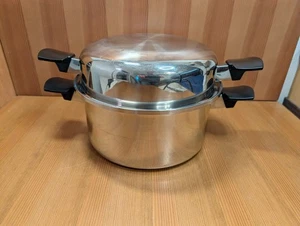 Cordon Bleu 10.5” 7-Ply Stainless 5.5 Qt Stock Pot/Dutch Oven/Roaster Domed Lid - Picture 1 of 10