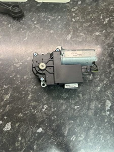Vauxhall Corsa C 2001 - 2006 Electric Sunroof Motor 44019160 HZH36 - Picture 1 of 4