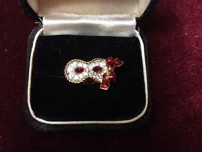 Two Swarvoski Mardi Gras broach pins,  Red and Gold crystals - Image 1 of 3