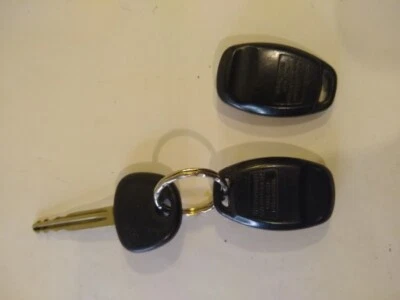 Kia Forte 2015 llavero (2) Foto 1 de 3