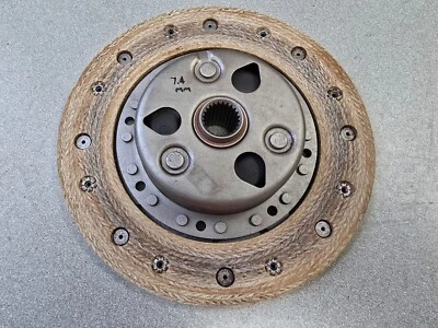 USADO ORIGINAL GENUINO PORSCHE 912 200mm DISCO EMBRAGUE PLACA DE FRICCIÓN 1965-69 7.4 Foto 1 de 4