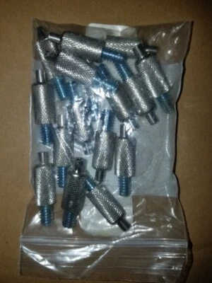 ***Lot of 16*** ~ COOPER LIGHTING M-ZF-15-14-20 Gripper 1/4/20 Bottom Exit - Image 1 of 3