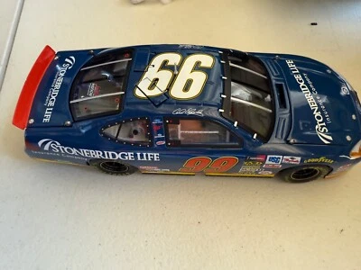 Team Caliber Owners Series 2005 - Carl Edwards #99 Stonebridge Life 1:24 Ford Foto 1 de 4