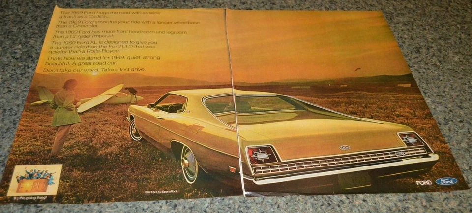 1969 FORD XL ОРИГИНАЛЬНАЯ БОЛЬШАЯ РЕКЛАМНАЯ ПЕЧАТНАЯ РЕКЛАМА ОБЪЯВЛЕНИЕ 69 GALAXIE 500 - Изображение 1 из 1