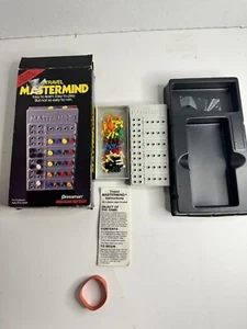 Travel Mastermind 1988 Pressman Game To Go Break the Hidden Code Mini Strategy - Picture 1 of 5