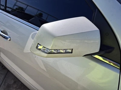 Espejo de puerta derecho usado se adapta a: GMC Acadia Power 2014 manual plegable con intermitente Foto 1 de 4