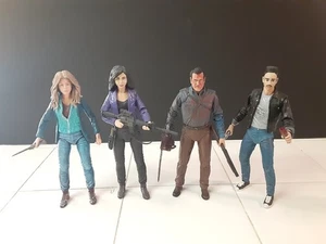 NECA Custom Ash Vs Evil Dead Ash Pablo Kelly And Brandy Plus Bonus Figuren - Bild 1 von 15