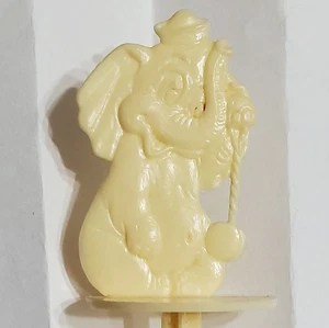 1960 CIRCUS 2 Dumbo Elephant Buried Treasure Plastic Ice Cream Stick ivory - Picture 1 of 2