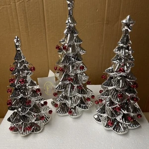 Brand New Valerie Parr Hill Silver Christmas Tree Set Of 3 Red Balls - A7 - Picture 1 of 9