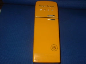 VEUVE CLICQUOT CHAMPAGNE SMEG RETRO FRIDGE TIN ICE BOX CHILLER LIMITED EDITION - Picture 1 of 7