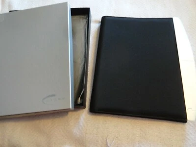 Nuevo portafolio grande Cross negro plateado Foto 1 de 4