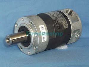 Caja de cambios Tramec REP075/2C 30, relación 30:1, eje de 16 mm - Imagen 1 de 3