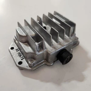 Alternador de estado sólido regulador de voltaje vintage de 32 voltios camiones pesados industriales - Imagen 1 de 4